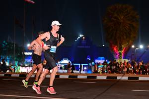 BIB: 412
                            <button type="button" onclick="openModal(15054497)" class="btn btn-primary btn-sm float-right btn-popup" data-toggle="modal" data-target=".modal-high-quality">
                        <i class="fas fa-shopping-cart"></i> Add to Cart
                    </button>
                                            <button type="button" onclick="isThisMe(15054497, true)" class="btn btn-success btn-sm float-right btn-popup btn-isme hidden" data-toggle="tooltip" data-placement="bottom" title="นี่คือรูปของคุณใช่ไหม คลิกที่นี่เพื่อเอาเข้าอัลบั้ม">
                        <i class="fas fa-plus"></i> Add to album
                    </button>
                    <button type="button" onclick="isThisMe(15054497, false)" class="btn btn-warning btn-sm float-right btn-popup btn-isnotme hidden">
                        <i class="fas fa-ban"></i> Remove from album
                    </button>